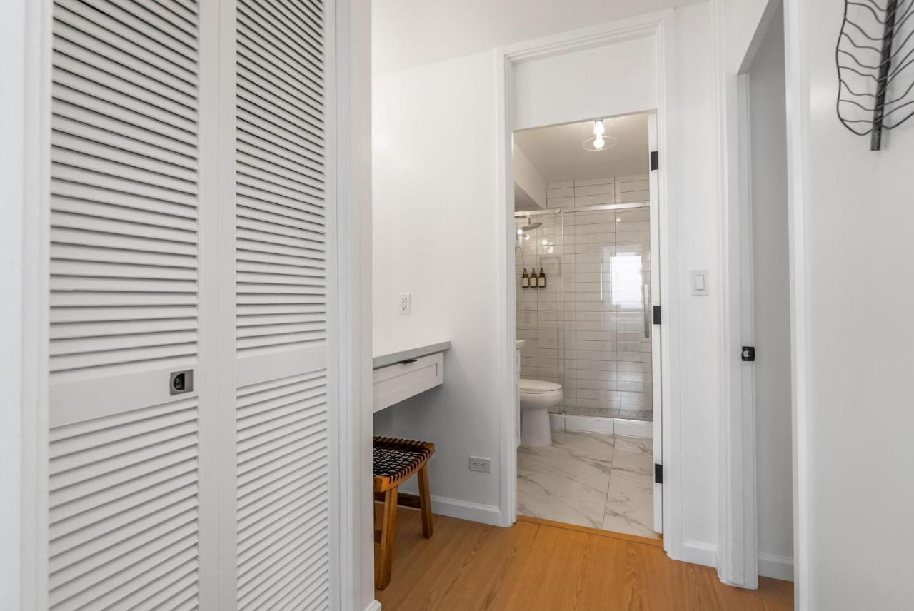 *remodeled Oceanfront In Waikiki - Ilikai Marina Apartamento Honolulu